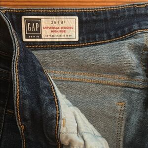 GAP Jeans